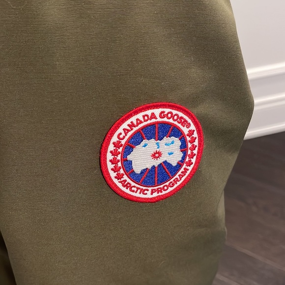 Canada Goose Kensington Model Parka - Picture 3 of 14